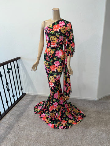 L/XL Ready to ship Full length 1 Shoulder Stretch Print dress