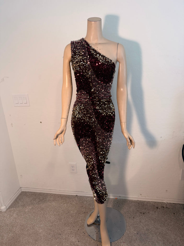 L/XL Ready to ship 1 Shoulder Stretch Burgandy Gold Sequin Cocktail Dress