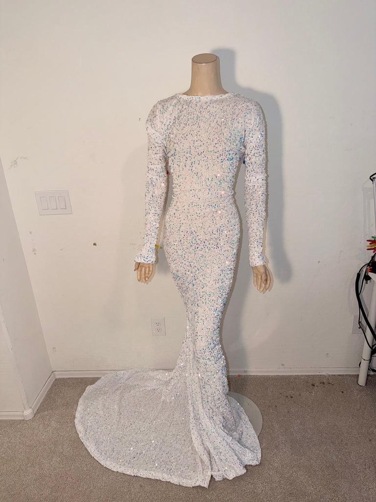 1x/2x Ready to ship iridescent White Stretch  Sequin gown