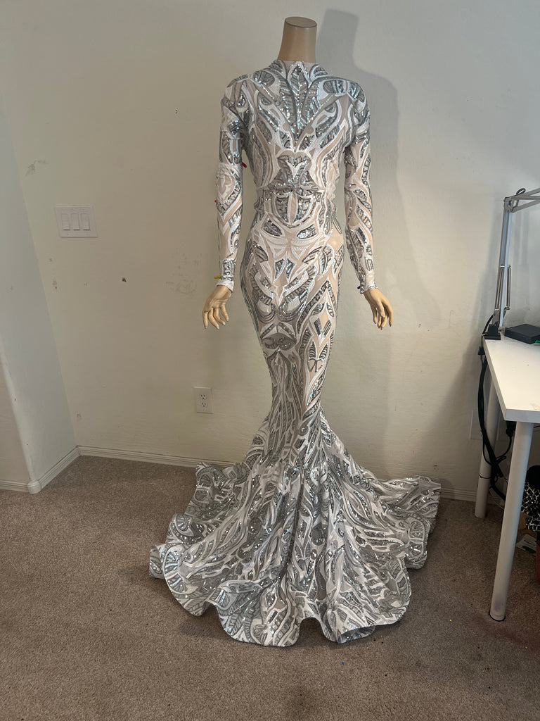 2x/3x Ready to ship Stretch White and Silver Stretch sequin Full length dress