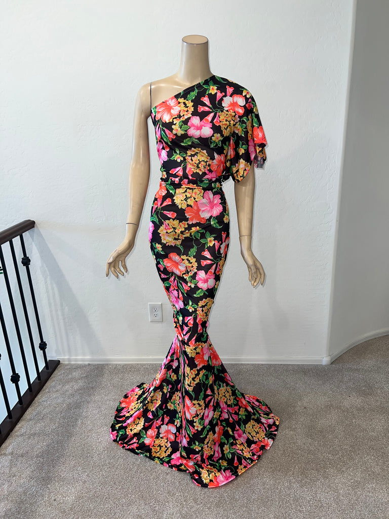 L/XL Ready to ship Full length 1 Shoulder Stretch Print dress